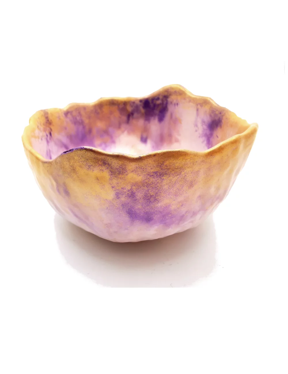Schale Violetta aus Gips - runde Schmuckschale & Alltagsschale gold violett von vorne seitlich