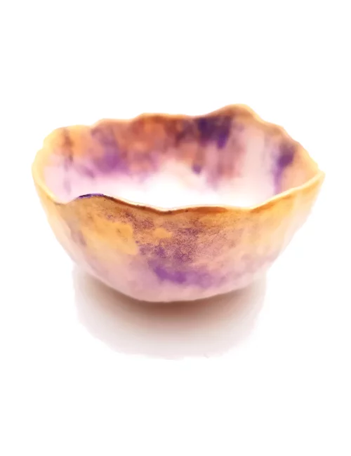 Schale Violetta aus Gips - runde Schmuck & Alltagsschale gold violett von vorne, leicht oben