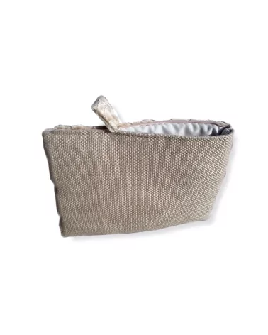 Tablet Bag mini Samtblumen auf Sand Rückseite